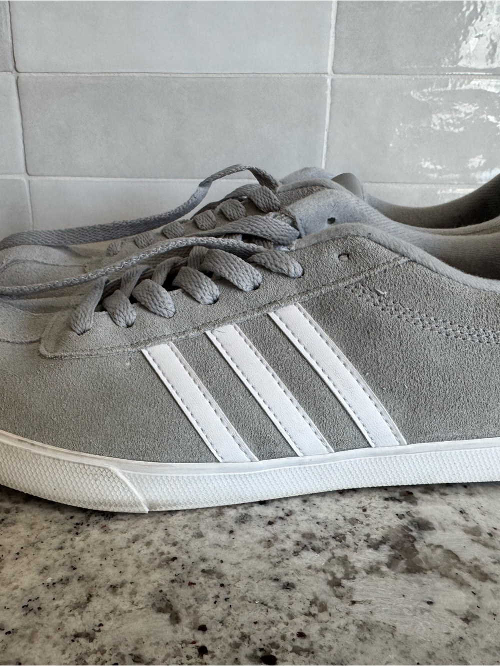 Women’s Adidas Neo Gray Suede White Size 9 with Comfort Footbed - Picture 2 of 5